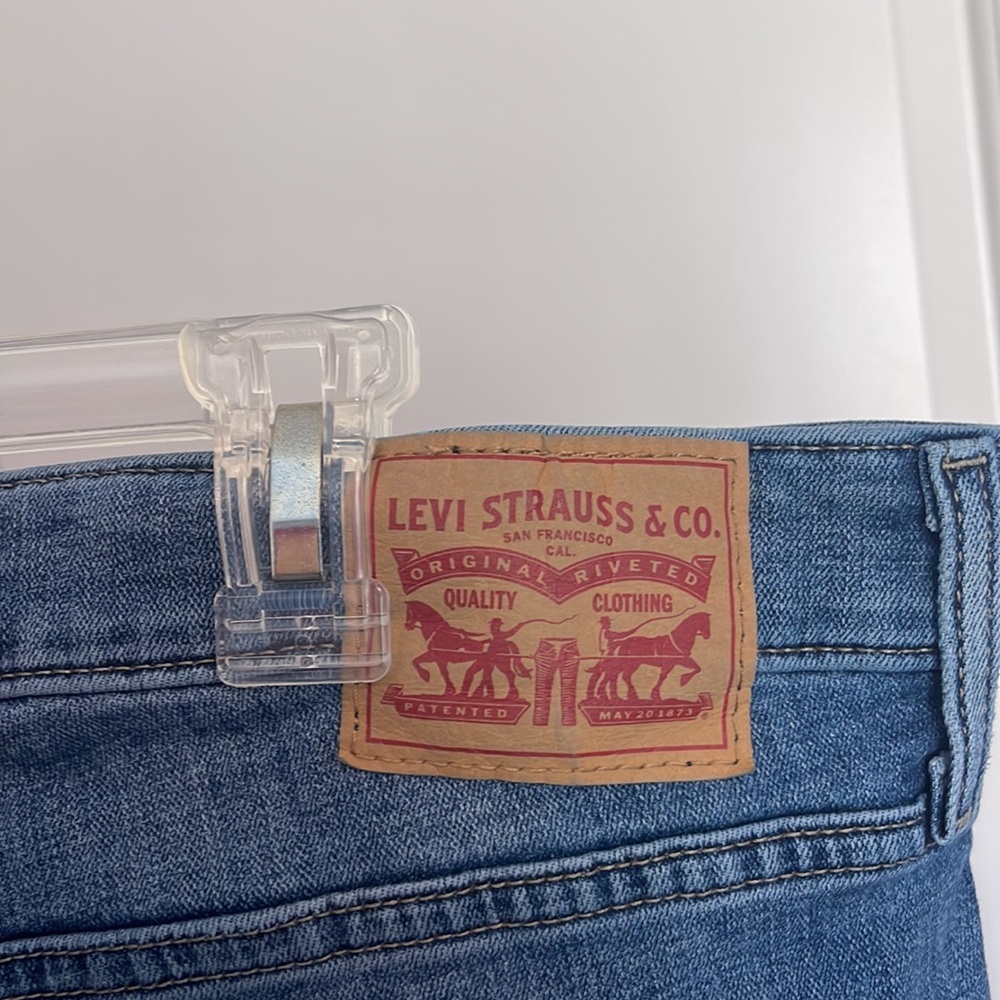 LEVI’S Plus size Ripped Jeans - Picture 5 of 7